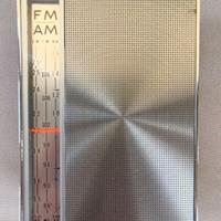Radio portatile Sony anni '60 mod. TFM-825L