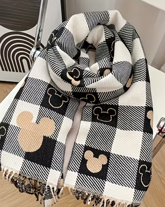 ✨ Sciarpa Disney Esclusiva - Un Tocco di Magia