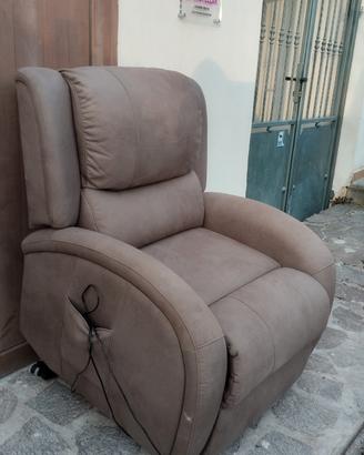 poltrona elettrica nuova