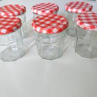 Vasi in vetro con coperchio