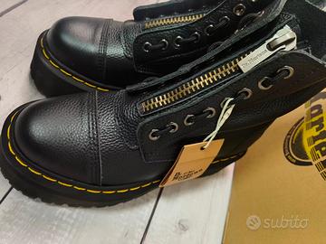 Dr. Martens Sinclair Black