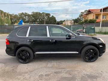 PORSCHE CAYENNE 3.0 Diesel