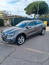 Mercedes GLA 180