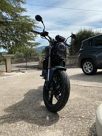 Benelli Leoncino 125