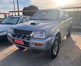 Mitsubishi L200 2.5 TDI 4WD CON GANCIO DI TRAINO