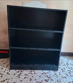 bassa libreria nera 