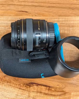 Canon EF 85mm f/1.8 USM