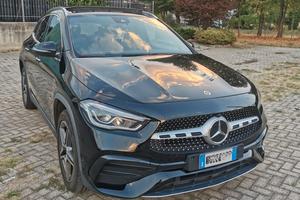 GLA 250E EQ- 216CV plug-in hybrid PREMIUM AMG