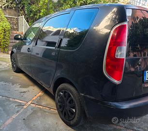 Škoda Roomster 1.2 GPL – spaziosa,economica 