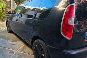 Škoda Roomster 1.2 GPL – spaziosa,economica 