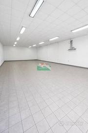 Immobile di 200 m² con 1 locale a Ravenna