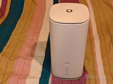 ZTE MC888 Ultra 5G - Vodafone GigaCube Unlocked