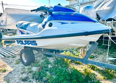 Moto d'acqua polaris