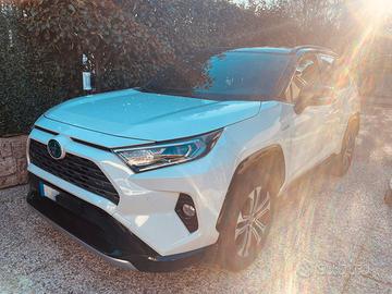 TOYOTA RAV 4 2.5 plug-in hybrid 4wd 222cv