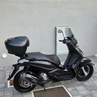 Beverly piaggio 300s nero opaco