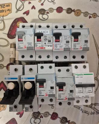 differenziali materiale elettrico vario