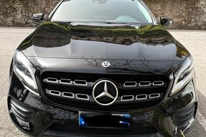 Mercedes gla 200d night edition