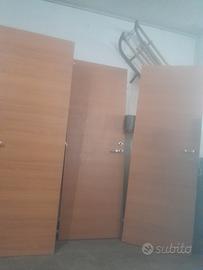 3 porte in legno 