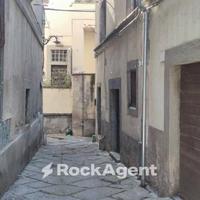 BILOCALE CON TAVERNA