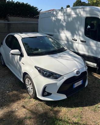 TOYOTA Yaris 1.5 Hybrid 5 porte Trend