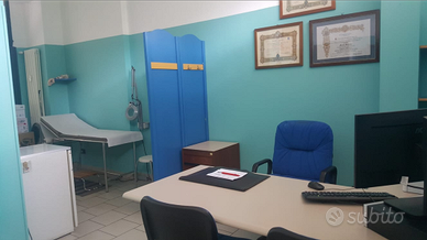 Ambualtorio ad uso medico/ professione sanitaria