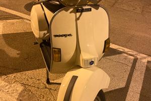Vespa p125x