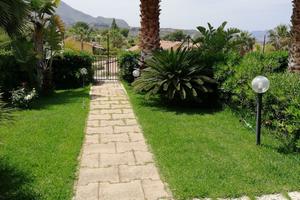 Residence Acquamarina villetta con piscina e lido