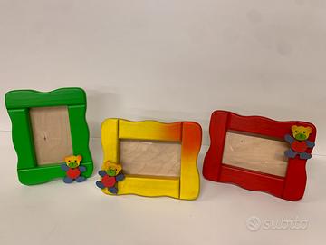 Portafoto in legno colorato