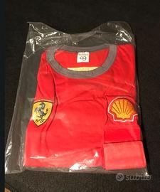 Maglietta Ferrari + 2 cappellini.