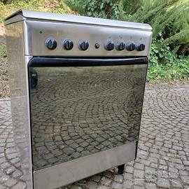 cucina a gas Ariston inox