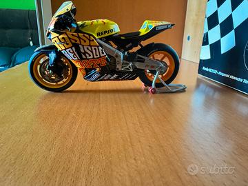 HONDA RC211V REPSOL HONDA MOTOGP VALENCIA 2003