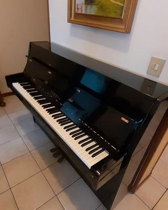 Pianoforte Yamaha B1
