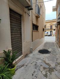 Magazzino vicolo torrebianca