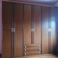 Elegante Armadio Guardaroba a 6 Ante in Legno