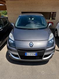 Renault Scenic Scénic X-Mod 1.9 dCi 130CV Luxe 201