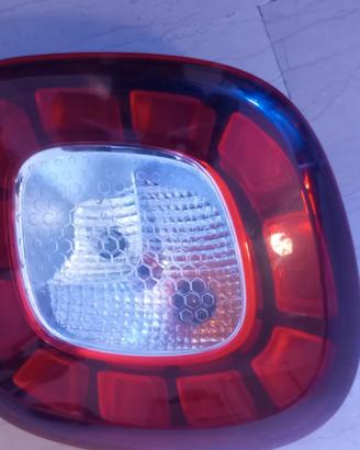 Stop fari posteriori led  smart 453 . 90 euro