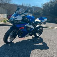 Suzuki Gsxr 750