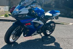 Suzuki Gsxr 750