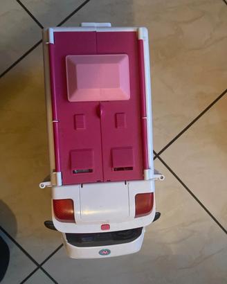 Ambulanza Barbie