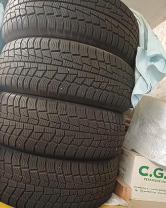 4 gomme invernali