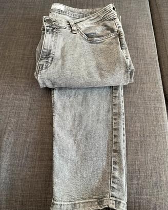 Jeans slim fit grigio chiaro