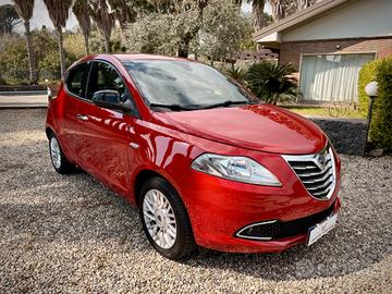 Lancia Ypsilon 1.3 MJT 16V 95 CV 5 porte S&S Plati