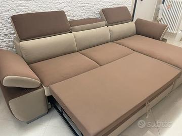 Divano con chaise longue