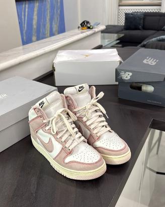 Lotto scarpe nike pari nuove da donna