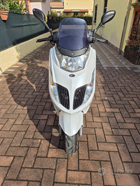 Scooter kimco dink 200i