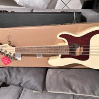 FENDER FULLERTON PRECISION BASS UKE 2024