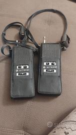 coppia vintage di radiotrasmittenti