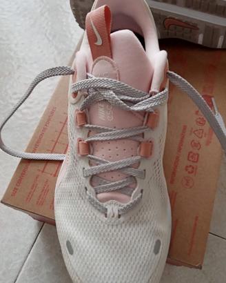 Scarpe Nike React Escape Rn