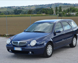 Lancia Lybra