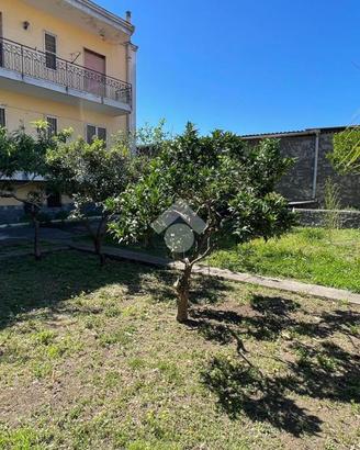 BIFAMILIARE A CASTELLAMMARE DI STABIA